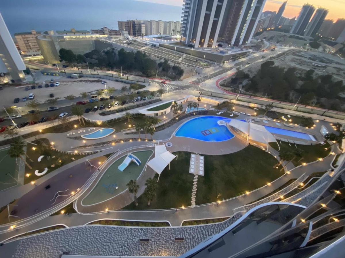 Lujoso Apartament Con Impresionantes Vistas Al Mar Benidorm Exterior photo