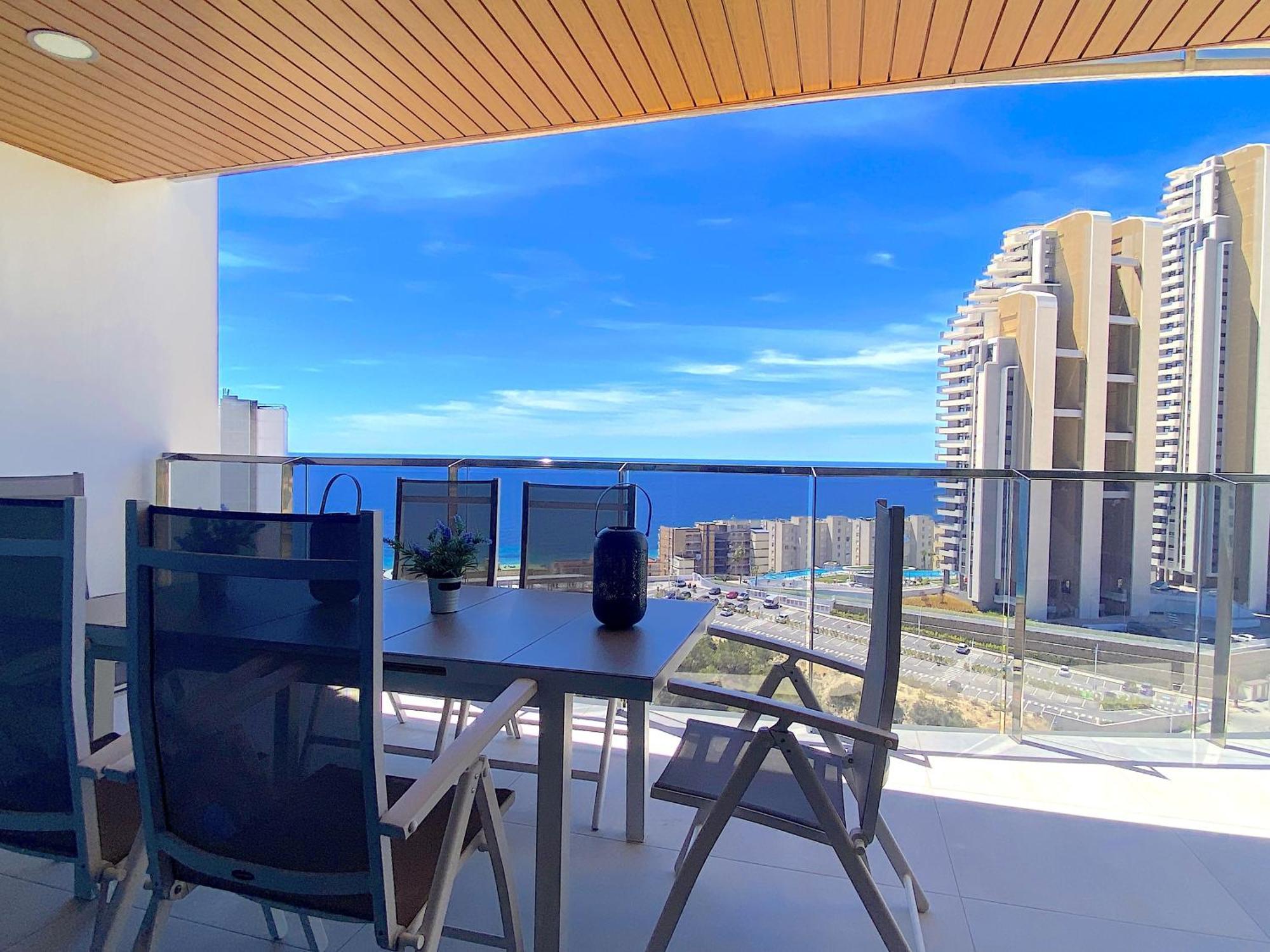 Lujoso Apartament Con Impresionantes Vistas Al Mar Benidorm Exterior photo